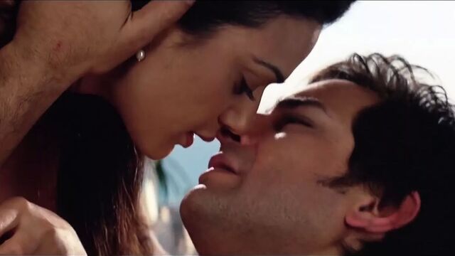 Preity Zinta – Hot Kissing Scenes 1080p