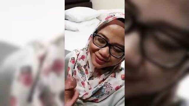Melayu - Tudung Pancut