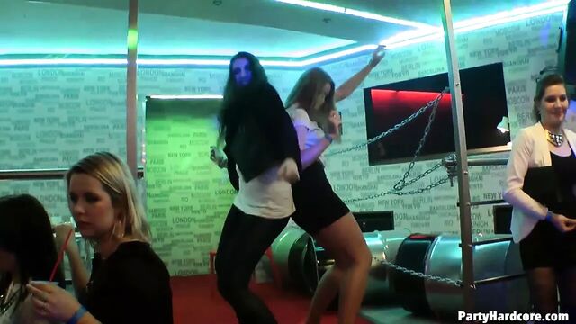 PARTY HARDCORE GONE CRAZY #9 PART4