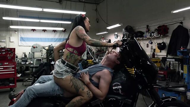 Levy Tran, etc - 'Shameless' s08e05