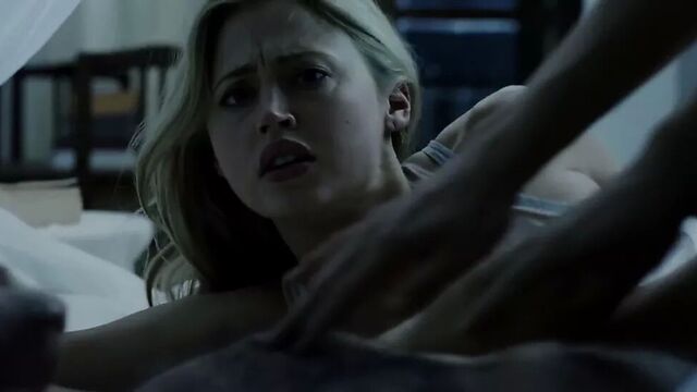 Estella Warren. Sarah Butler. - The Stranger Within