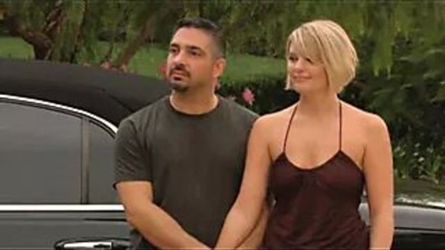 Swinger in playboy house