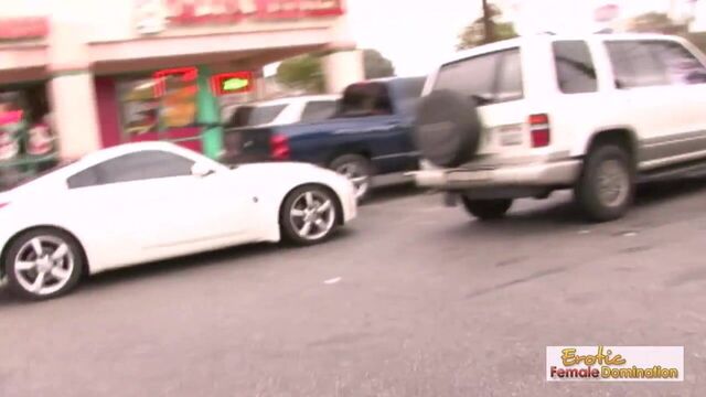 Horny MILF wears no underwear when she's on a BBC hunt