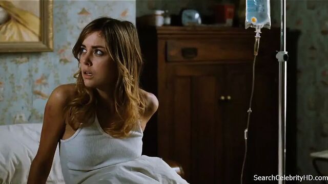 Mischa Barton and Jessica Stroup - Homecoming