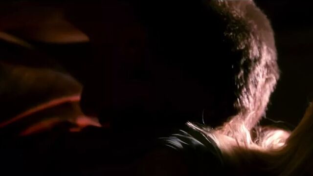 Rosamund Pike nude - Fracture (2007)