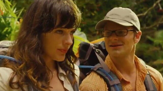 Milla Jovovich - A Perfect Getaway 2009