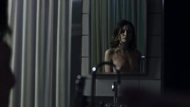 Emily Browning - 'American Gods' s1e05