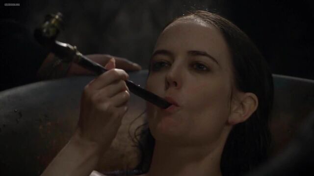 Eva Green - 'Camelot' s01e09