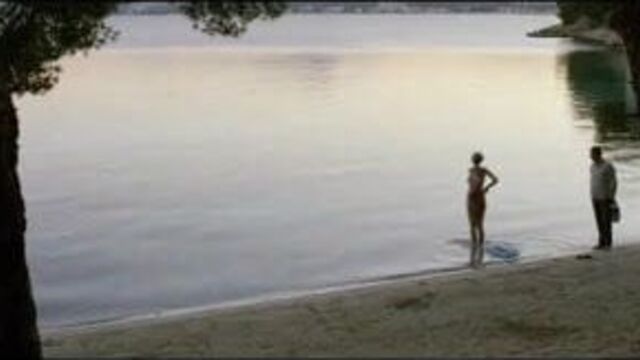 Elizabeth Debicki in The Night Manager - 3