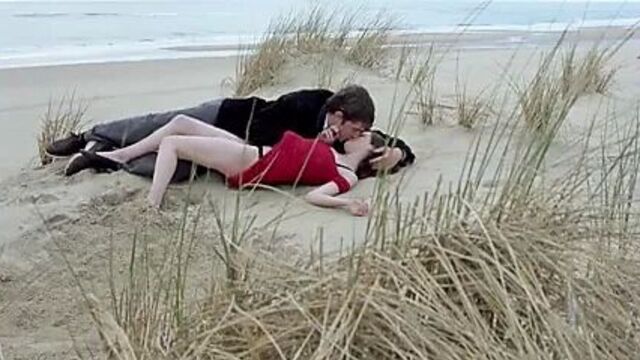 Roxane mesquida baise