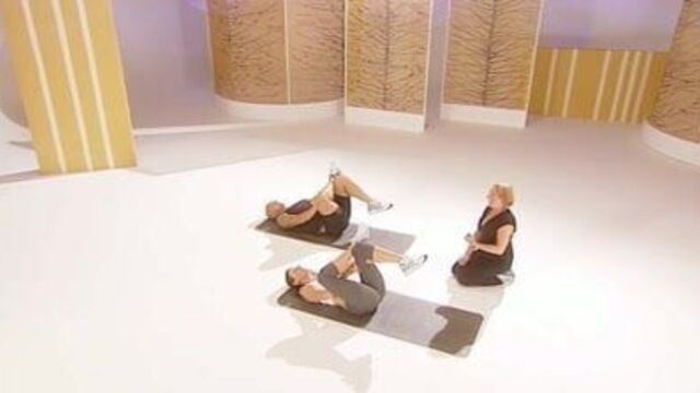 Davina McCall thon ass work out