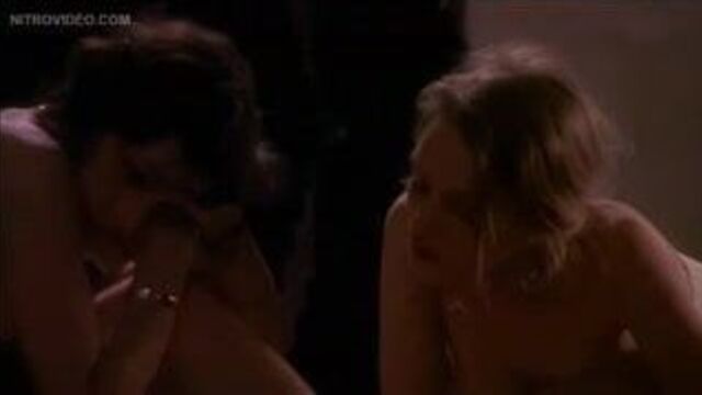 Sexy Stars Maria de Medeiros And Uma Thurman