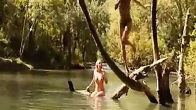 Ludivine Sagnier and Diane Kruger - Lily Sometimes