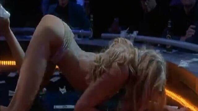 Daryl Hannah - Dancing At The Blue Iguana