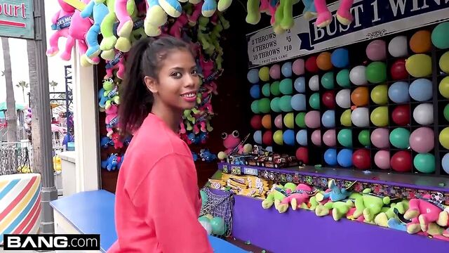 Barely legal Ebony teen Nia Nacci tight pussy gets stretched