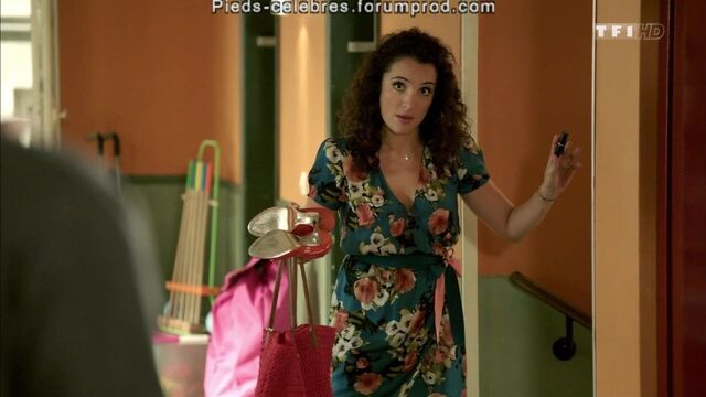 Joy esther and isabelle vitari feet