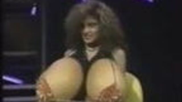 Up Close With Dixie Dynamite