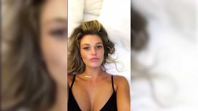 Samantha Hoopes homemade sex and nudity compilation