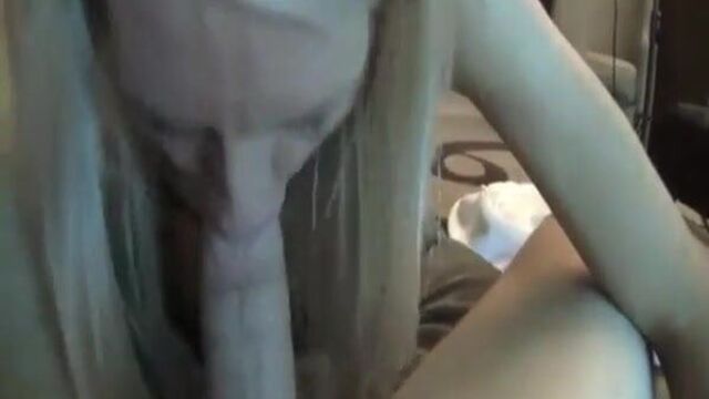 Blonde Housewife on Her Vacation blowjob