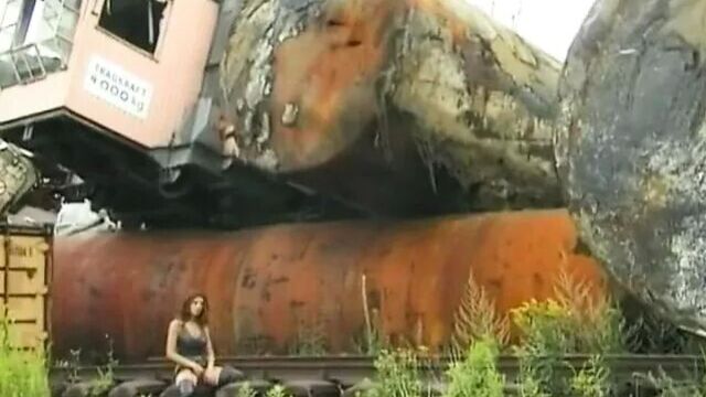 Gorgeous french babe in thigh high boots fucking