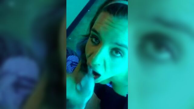 Amateur Tanning Salon Blowjob