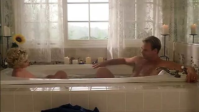 Cinzia Roccaforte and Lisa Comshaw - Nude from La Iena