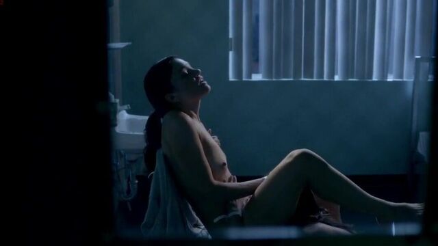 Simona Morales & Janelle Marra - Femme Fatales