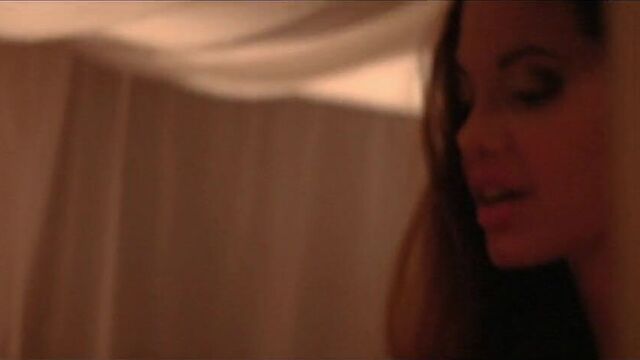 Angelina Jolie - Cyborg 2 (1993)