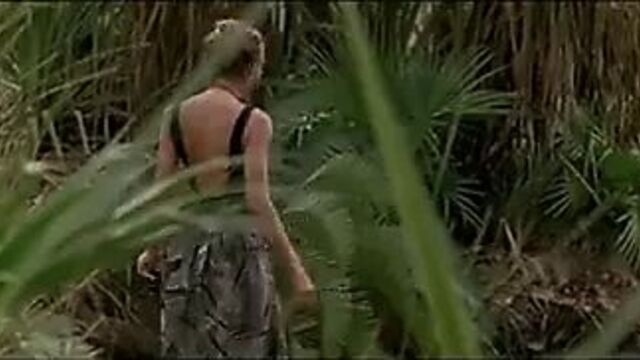 Linda Kozlowski Crocodile Dundee