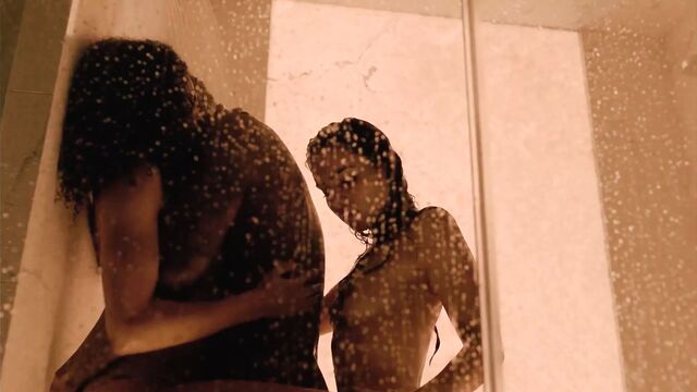 Celebrity Interracial 3some in the shower - Superfly (2018)