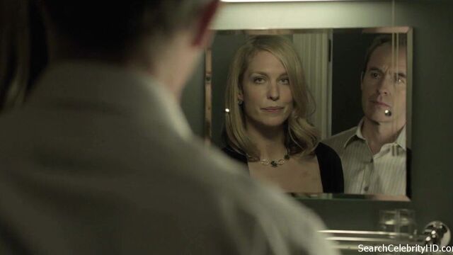 Helen Kennedy nude - Hunted S01E06